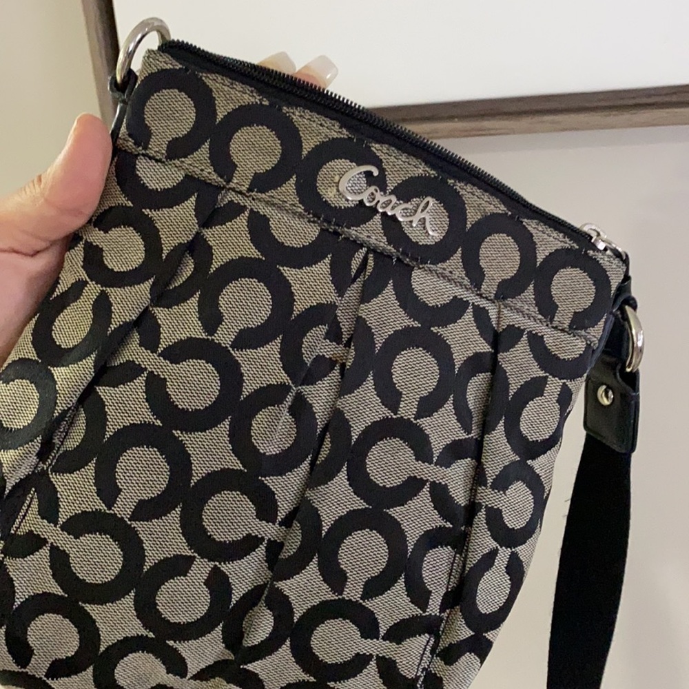 Crossbody bag
